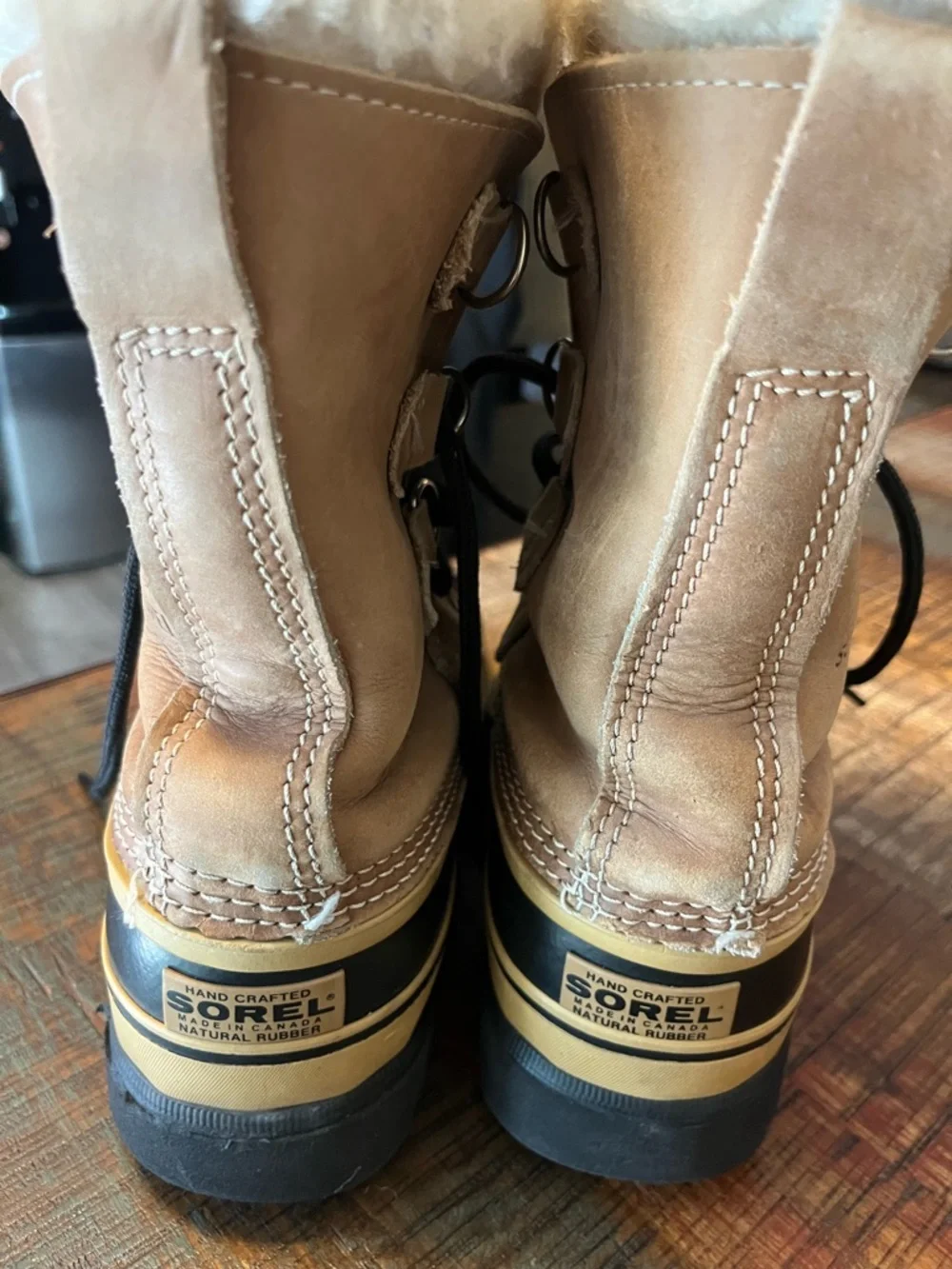 Women’s Vintage Waterproof Sorel Caribou - Tan and Black